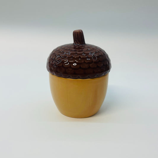 Sweet Vanilla Caramel Acorn Candle